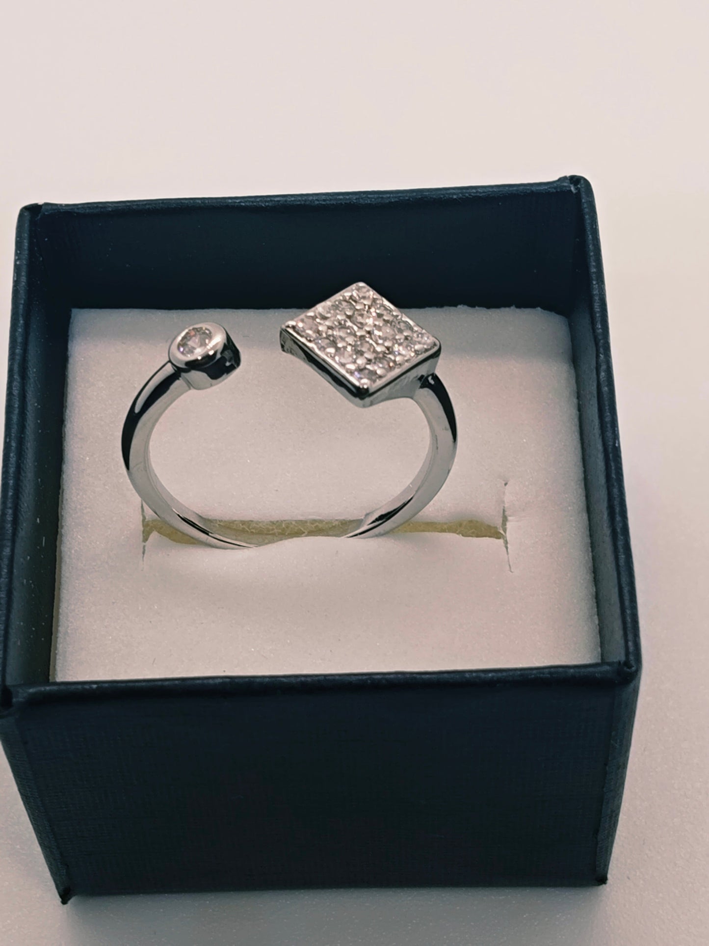 Detached Square shaped Ring