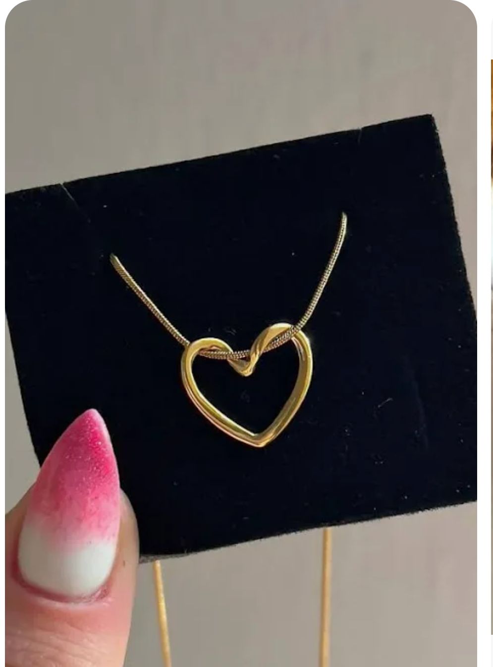Minimal Heart Necklace