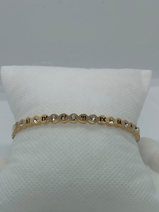 Diamond studded drop kada