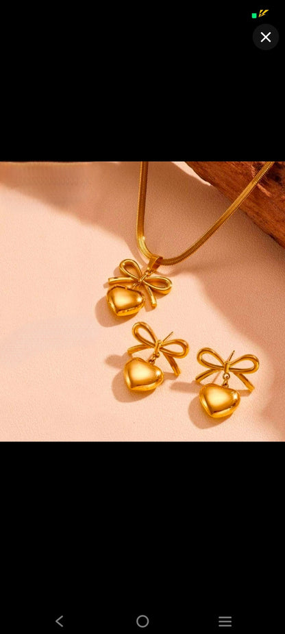 Bow Necklace Set