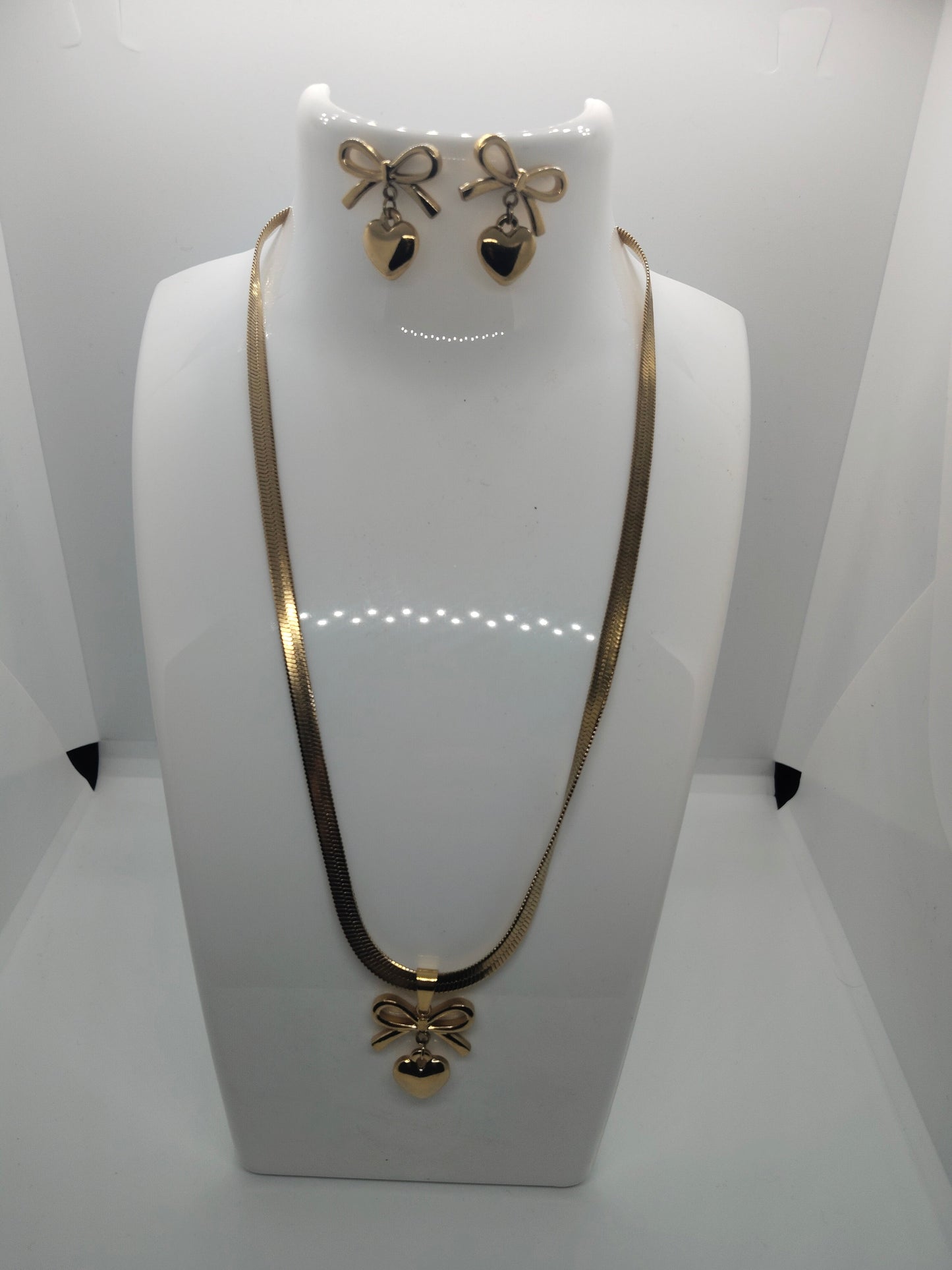 Bow Necklace Set