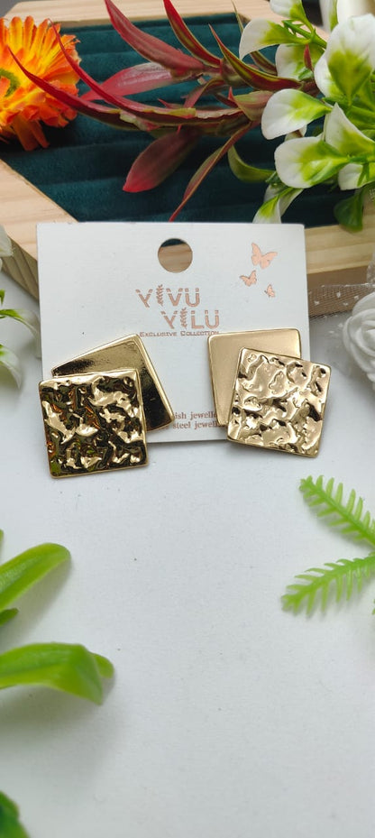 Stylish square shape earrings